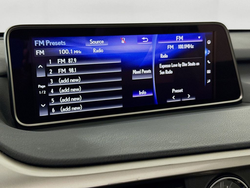 Thumbnail: 2018 Lexus RX - 15