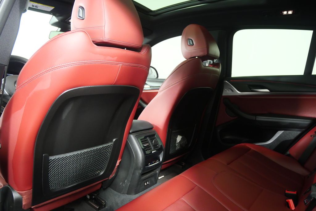 Thumbnail: 2023 BMW X4 - 19
