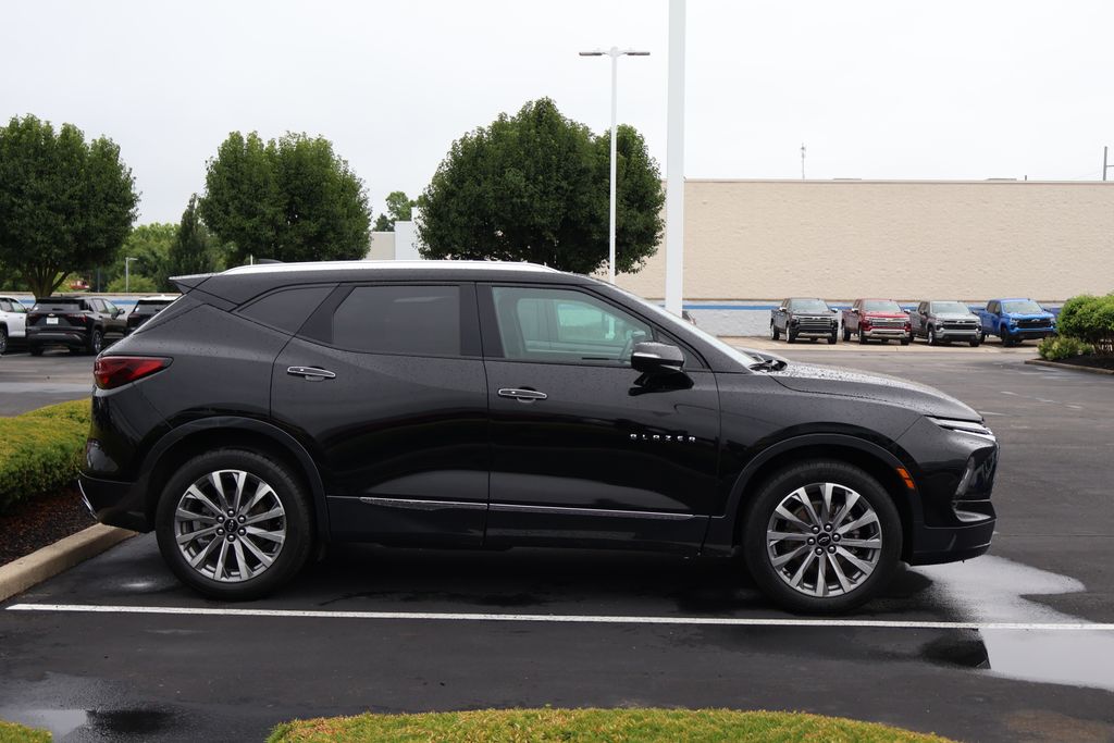 Thumbnail: 2023 Chevrolet Blazer - 7