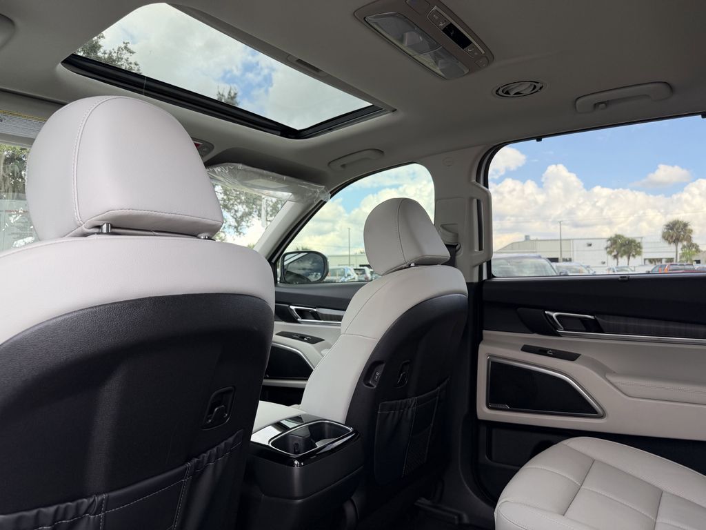 new 2025 Kia Telluride car, priced at $40,031