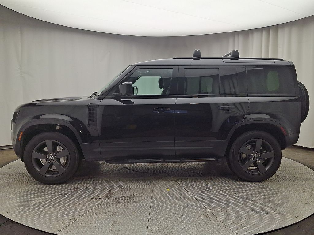 Thumbnail: 2025 Land Rover Defender - 7