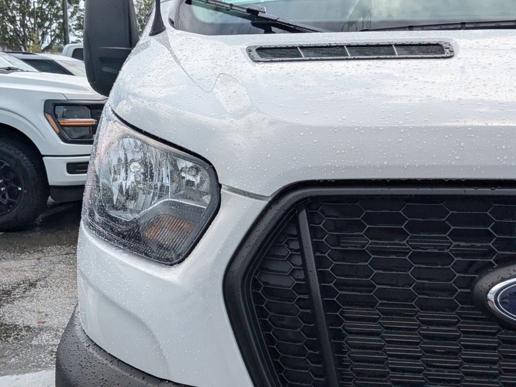 2025 Ford Transit 250