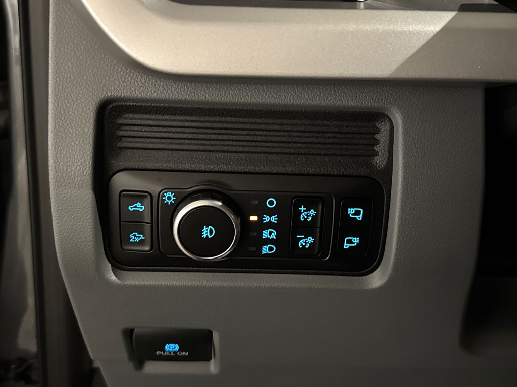 New 2026 Gray Ford XLT image 35