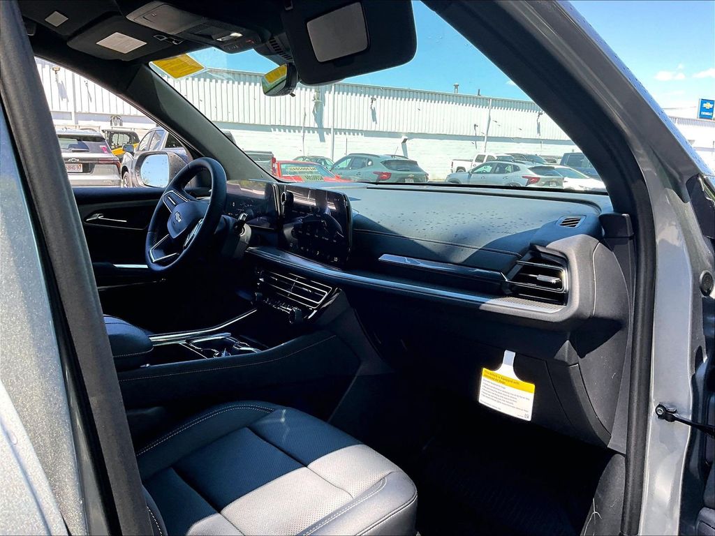2026 Chevrolet Traverse — photo 10
