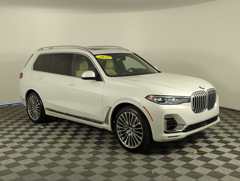 Mineral White Metallic 2022 BMW X7 xDrive40i AWD SUV / Crossover All-Wheel Drive 8-Speed Automatic