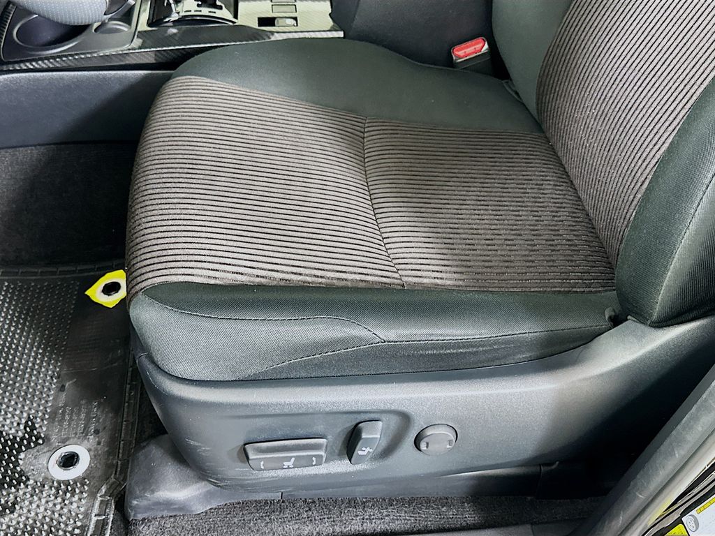 Thumbnail: 2024 Toyota 4Runner - 19