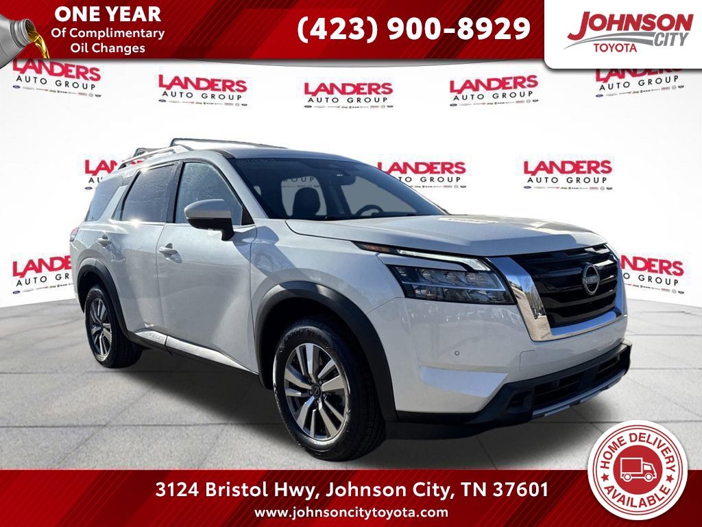Pearl White Tricoat 2023 Nissan Pathfinder SL 4WD SUV / Crossover All-Wheel Drive 9-Speed Automatic