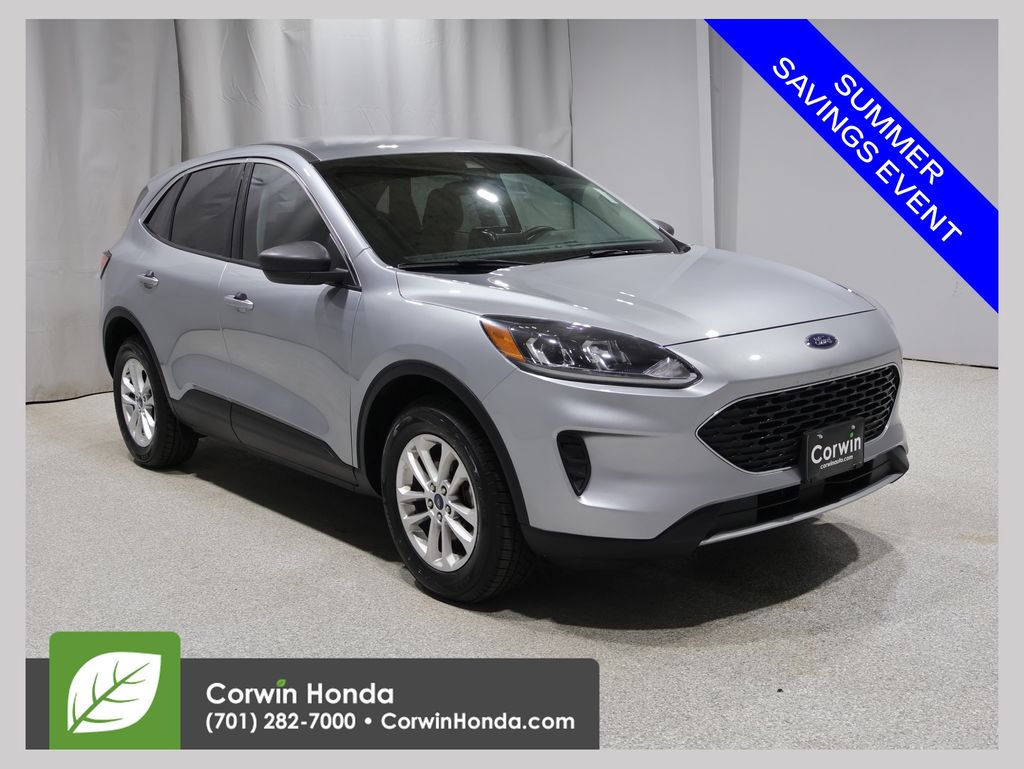 Silver Metallic 2022 Ford Escape SUV / Crossover All-Wheel Drive 8-Speed Automatic