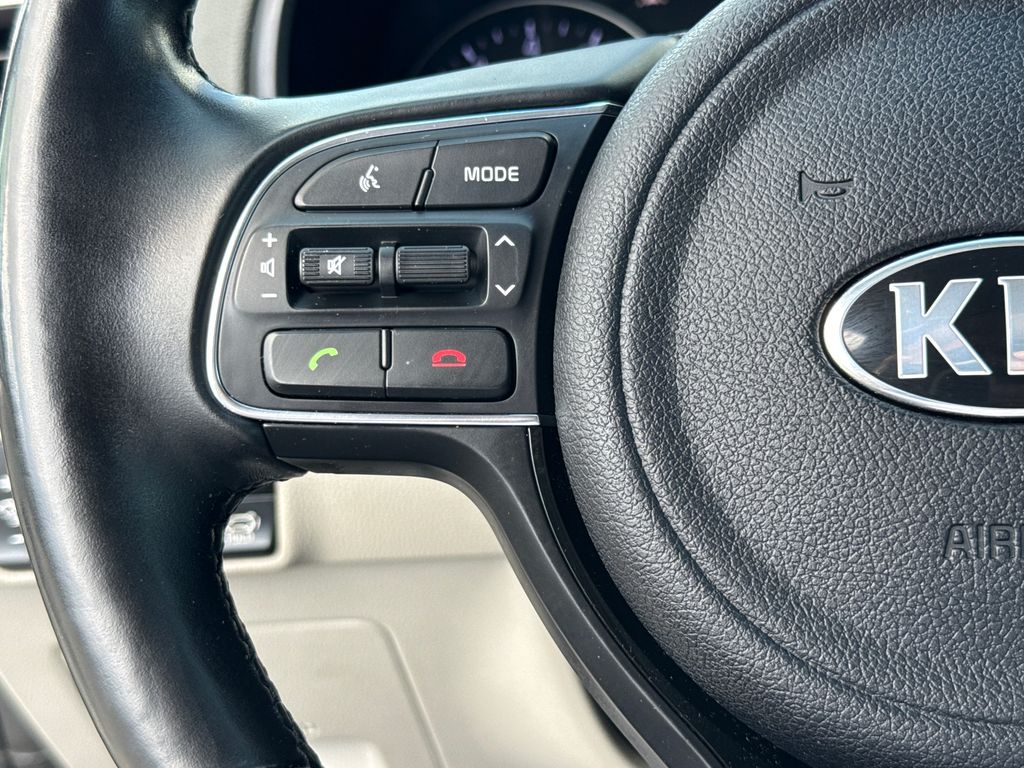 Certified Used 2018 Silver Kia EX image 17