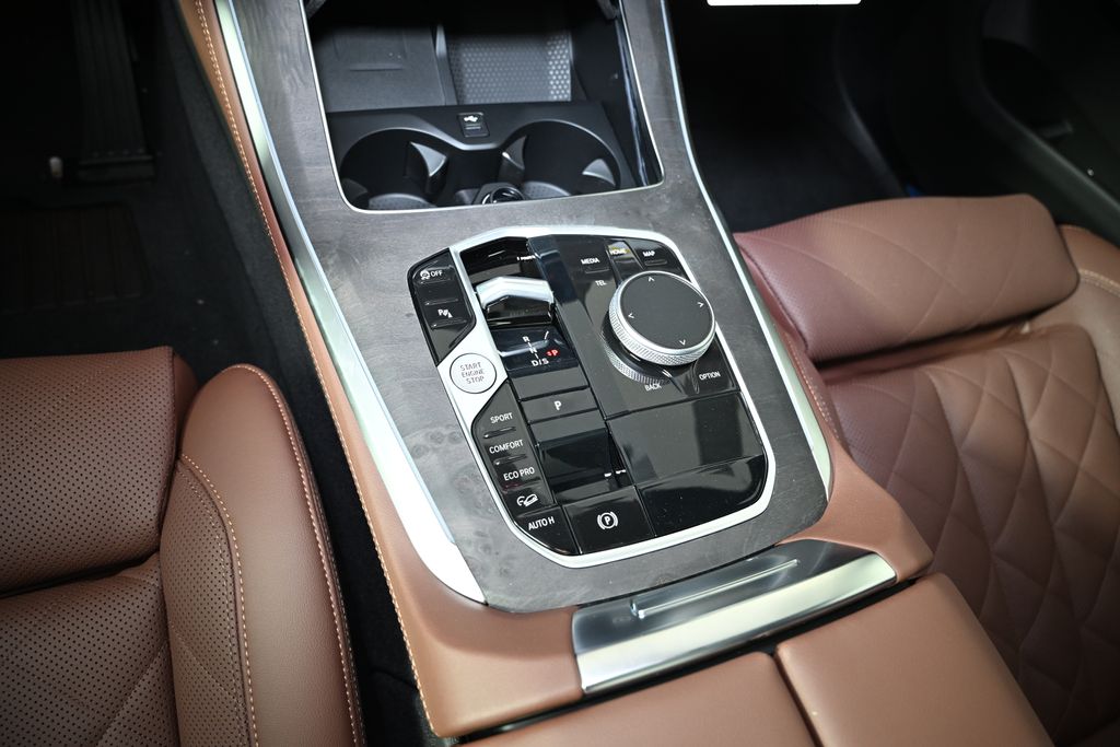 Thumbnail: 2026 BMW X5 - 19