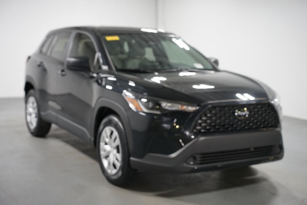 Thumbnail: 2025 Toyota Corolla Cross - 3