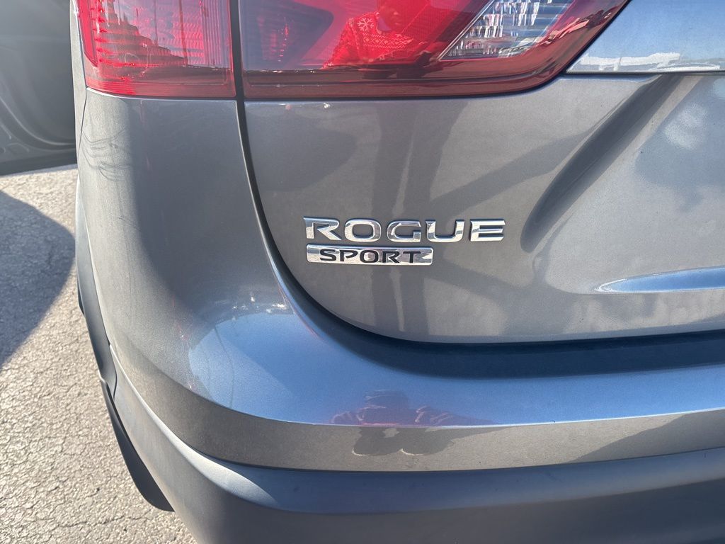 2018 Nissan Rogue Sport SV 5