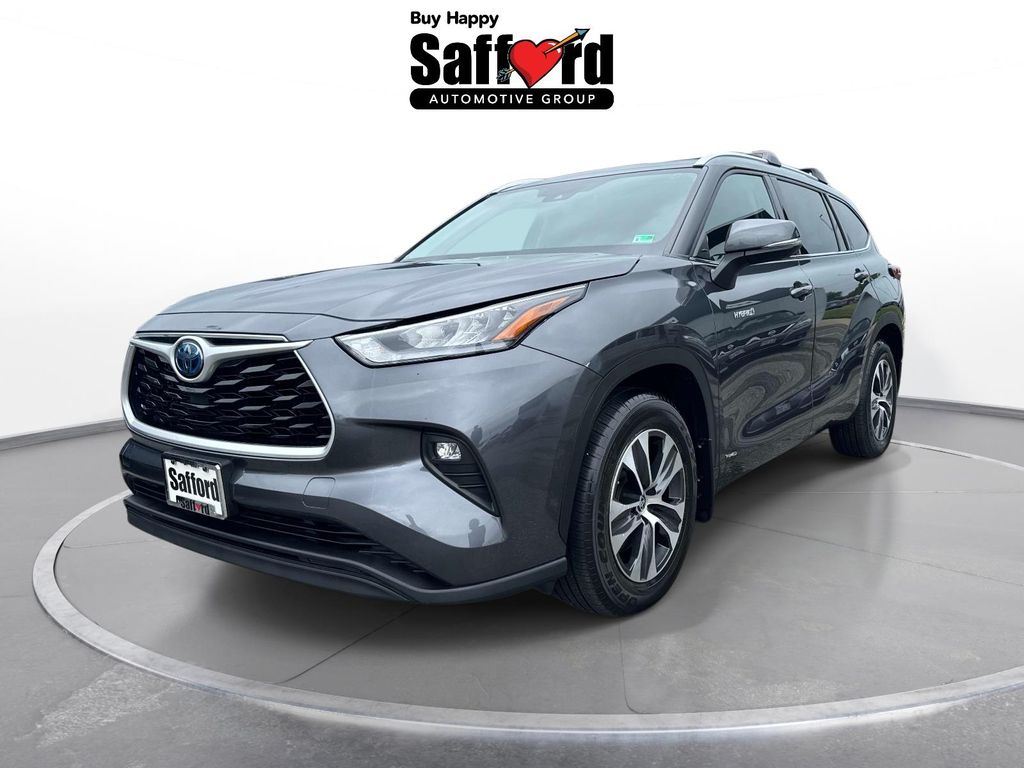 2020 Toyota Highlander Hybrid XLE