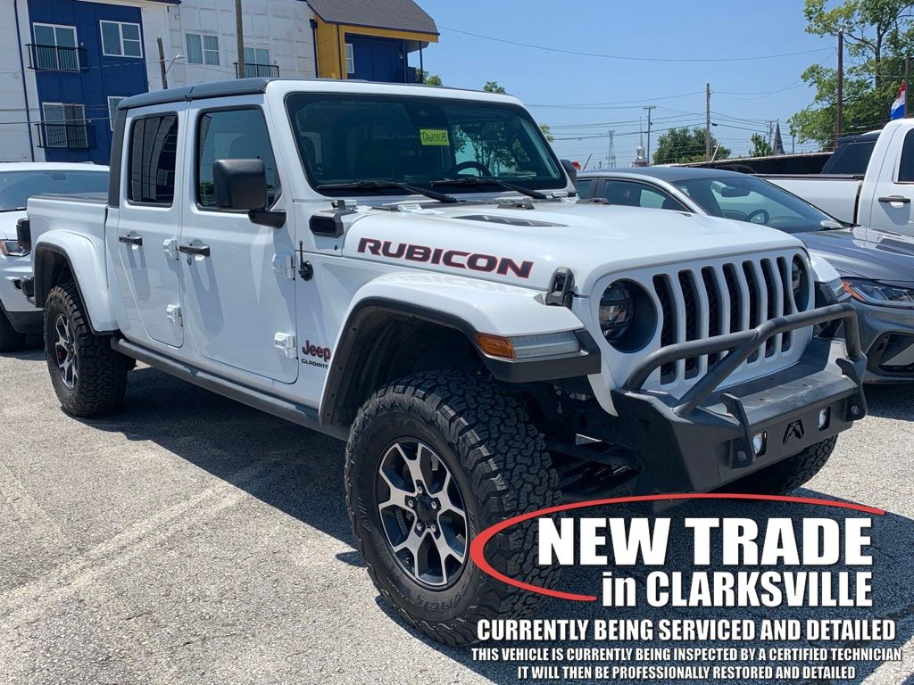 Bright White Clearcoat 2021 Jeep Gladiator Pickup Truck Four-Wheel Drive 8-Speed Automatic