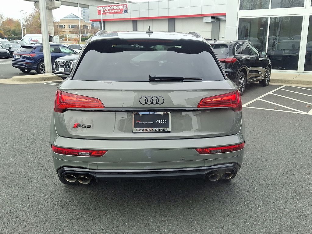 Thumbnail: 2023 Audi SQ5 - 5