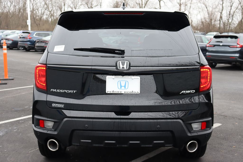 2025 Honda Passport EX-L 4