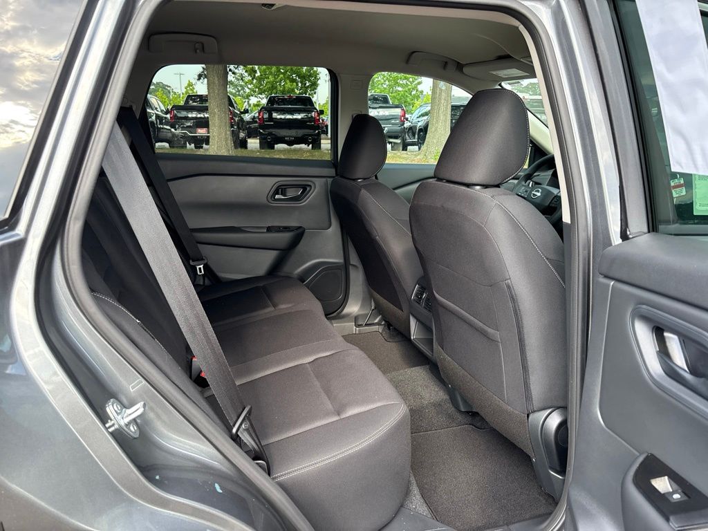 New 2026 Gray Nissan S image 16