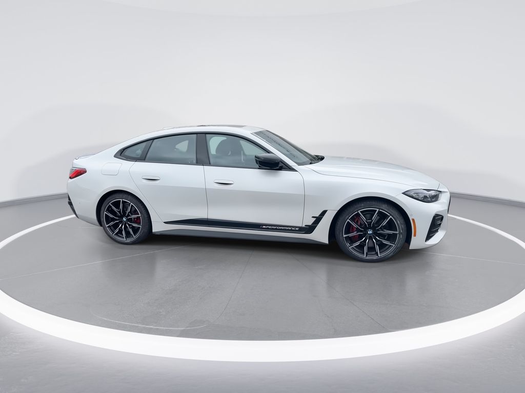 Thumbnail: 2023 BMW 4 Series - 9