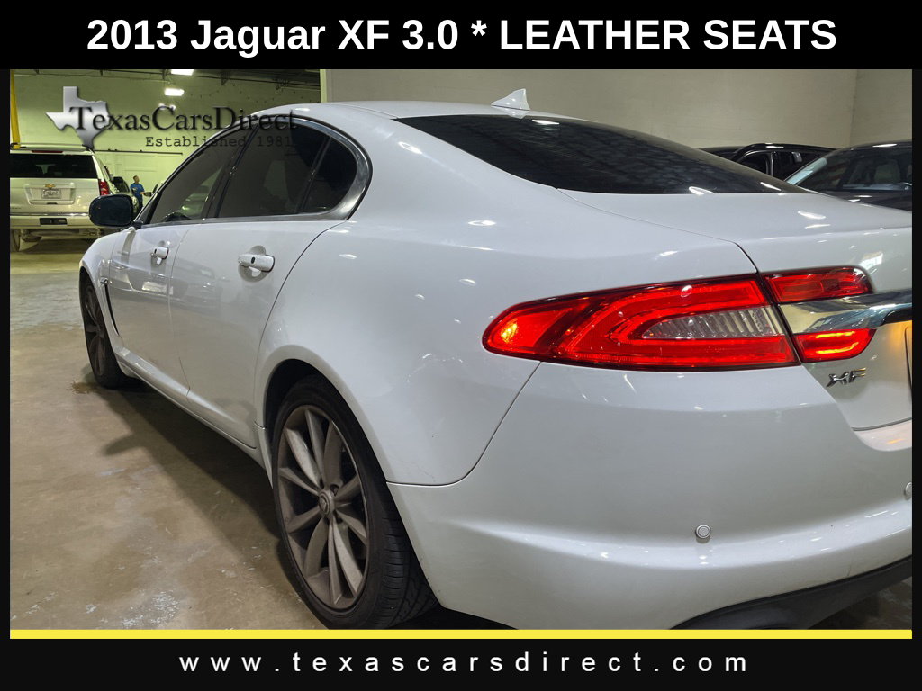 2013 Jaguar XF V6 SC 11