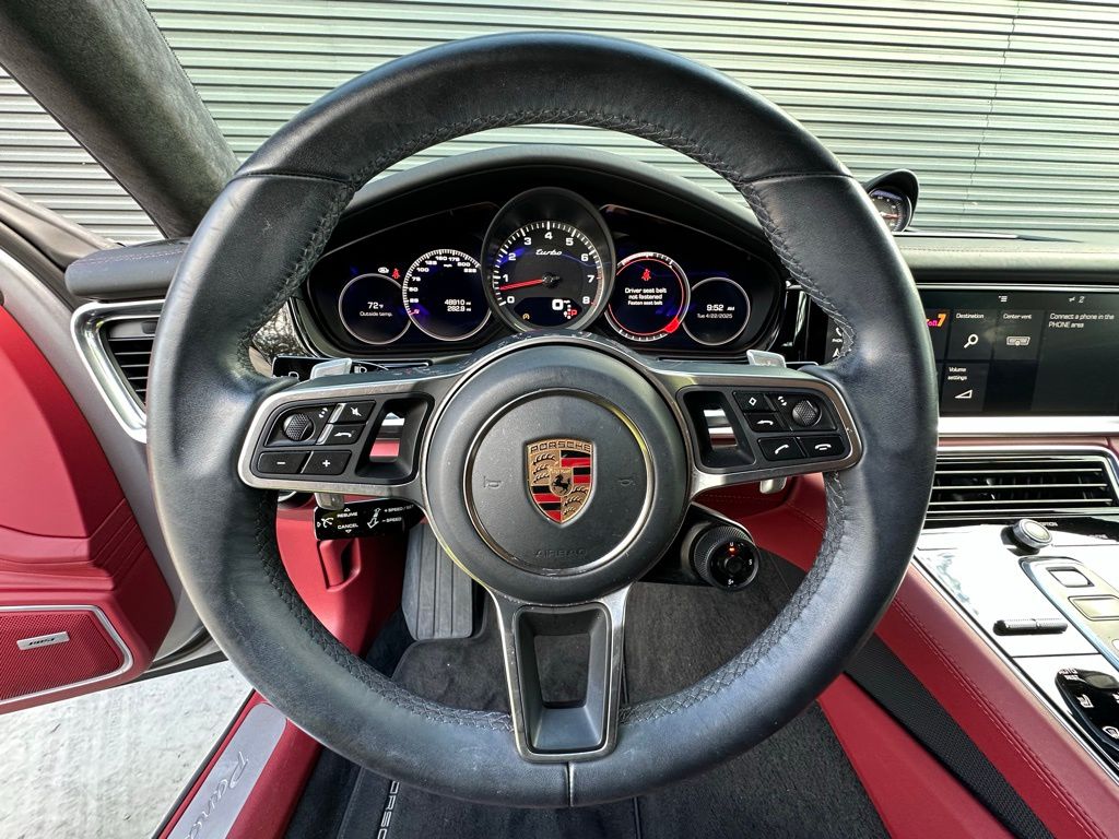2017 Porsche Panamera Turbo 18