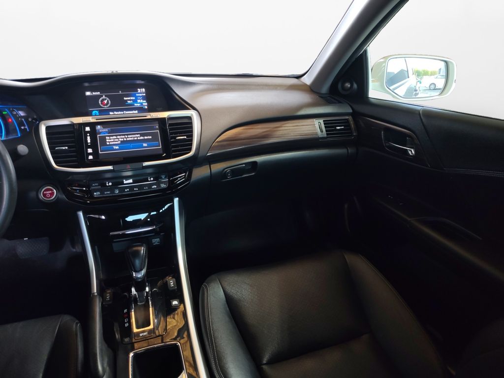 Used Car 2017 Honda Accord Hybrid  Ex-l For Sale Under $20,000 In Austin, Texas