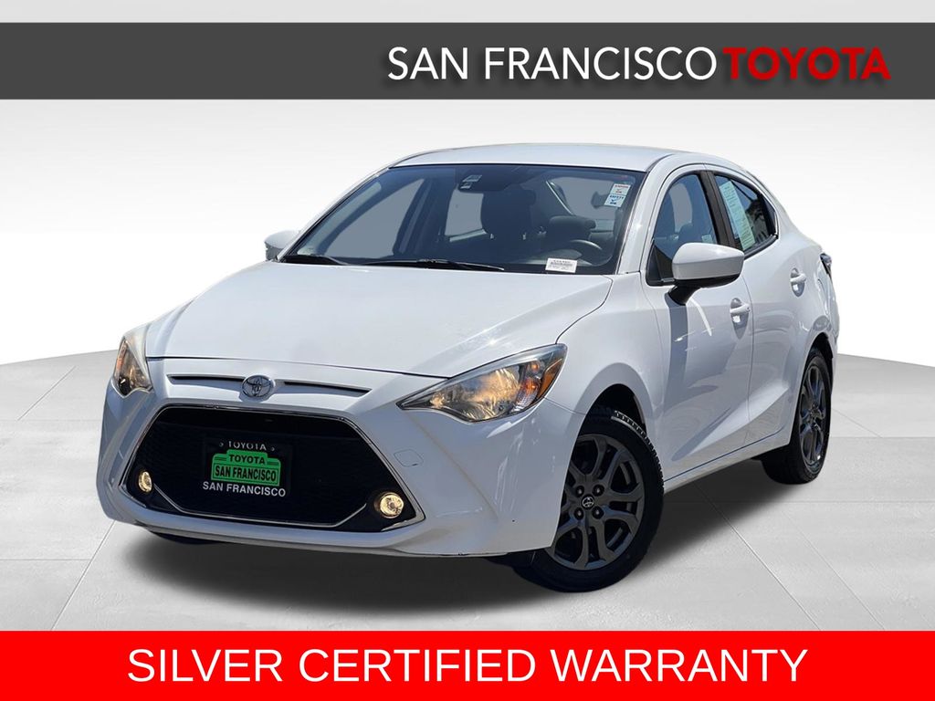 2019 Toyota Yaris LE Sedan FWD