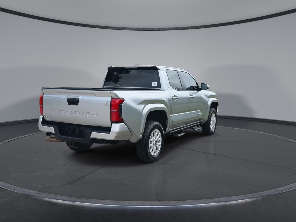 Thumbnail: 2024 Toyota Tacoma - 8
