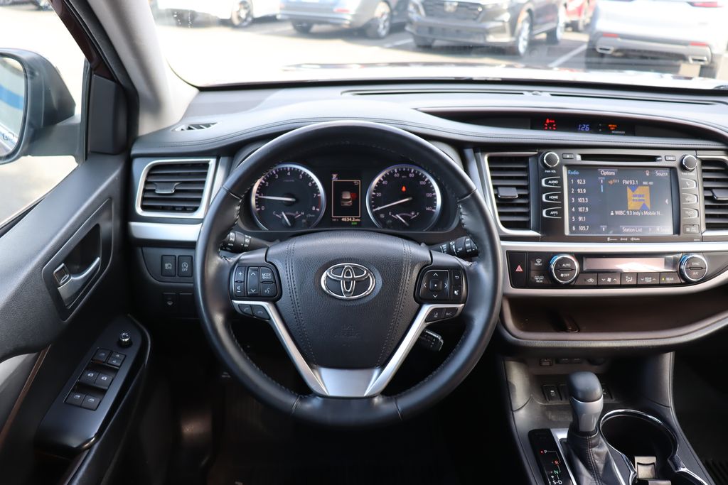 2018 Toyota Highlander XLE 21