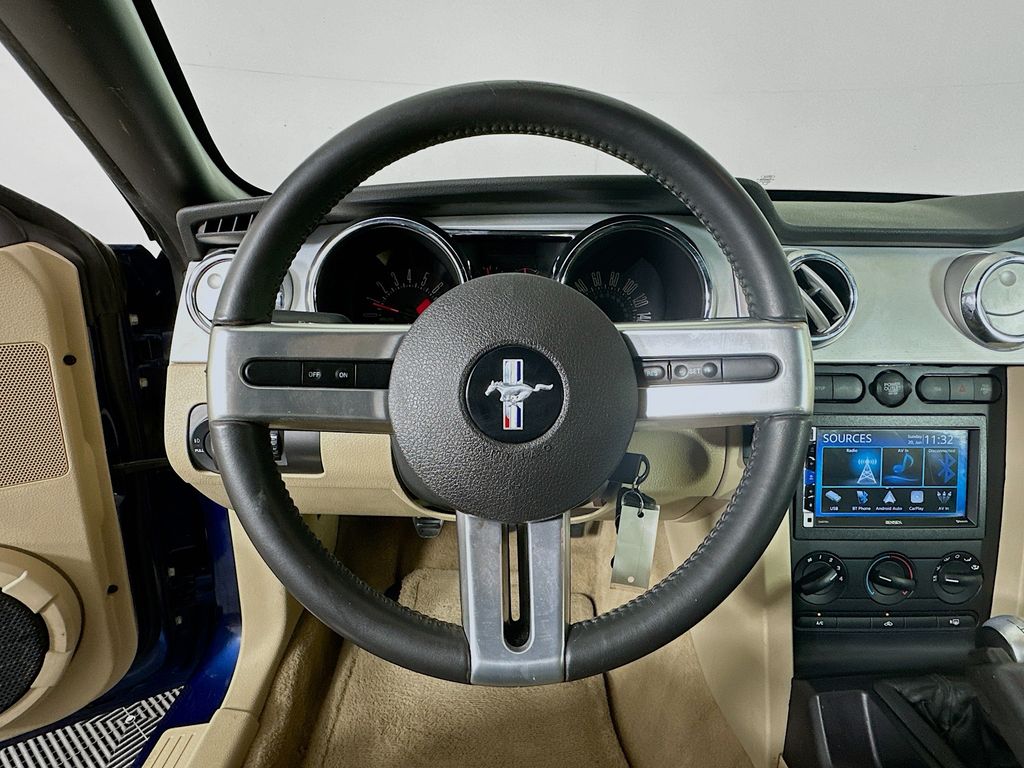 2006 Ford Mustang GT Premium 11