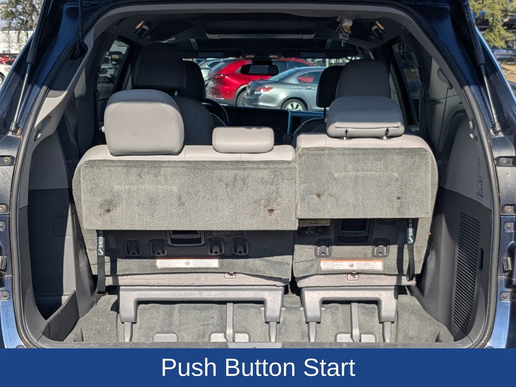 2018 Toyota Sienna XLE Premium 7 Passenger