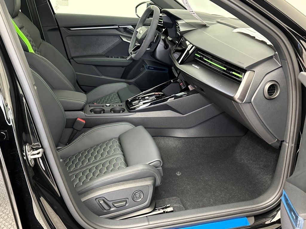 Thumbnail: 2026 Audi RS 3 - 10