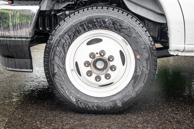 New 2024 White Ford Base image 9