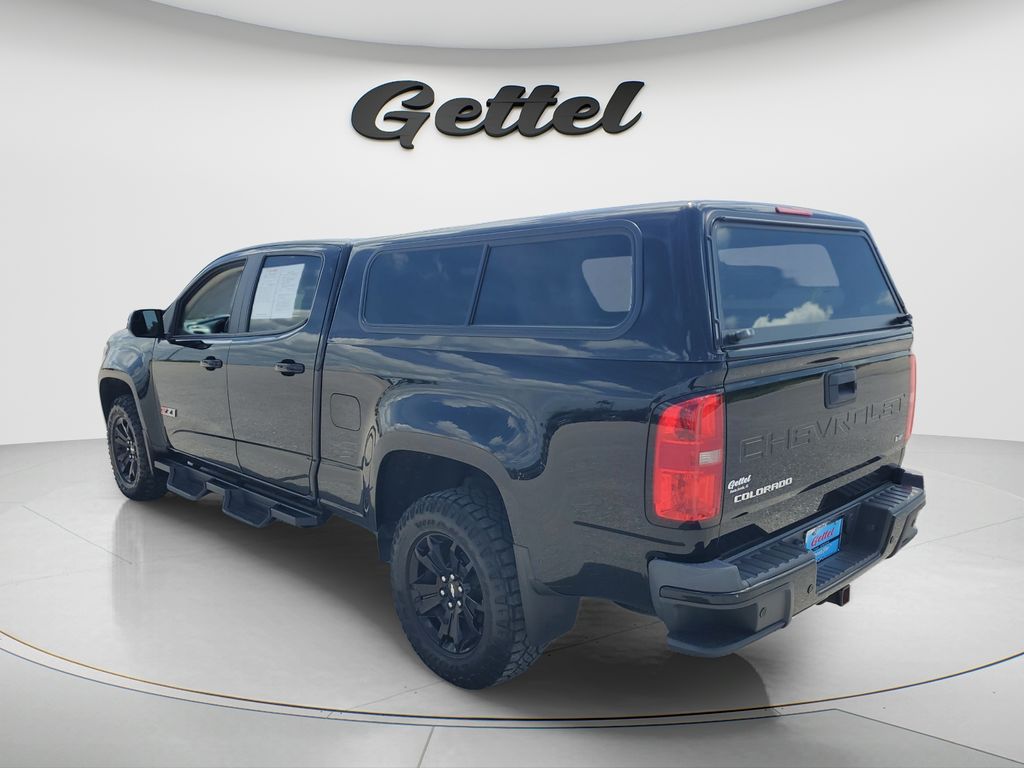 View vehicle photo 6