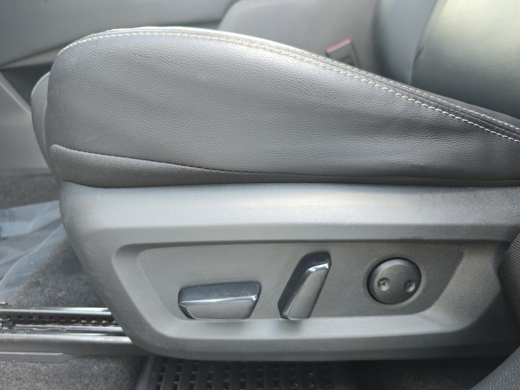 Used 2023 Nissan Rogue SUV