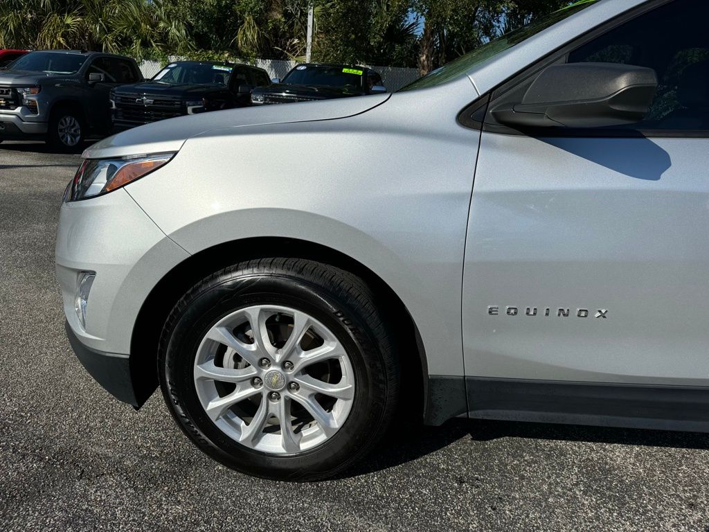 2021 Chevrolet Equinox LS 11