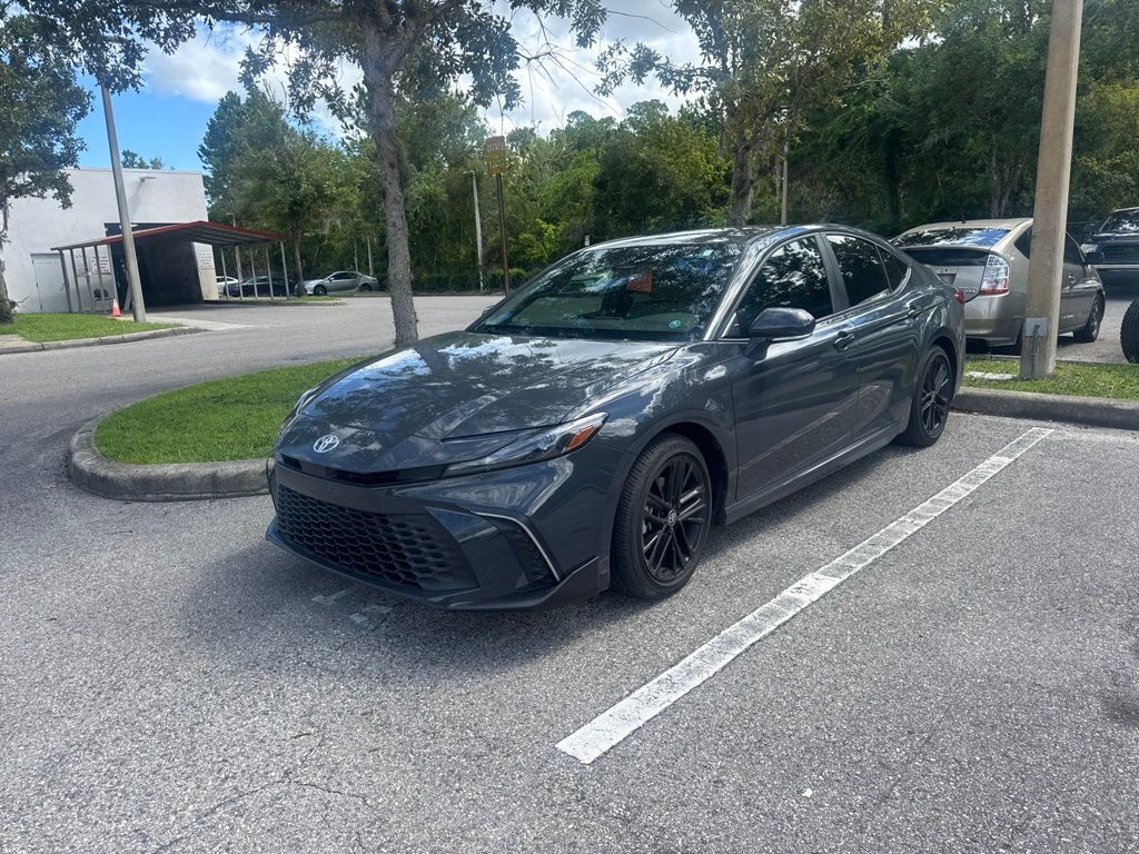 2025 Toyota Camry Underground Sedán Tracción delantera Transmisión variable continua