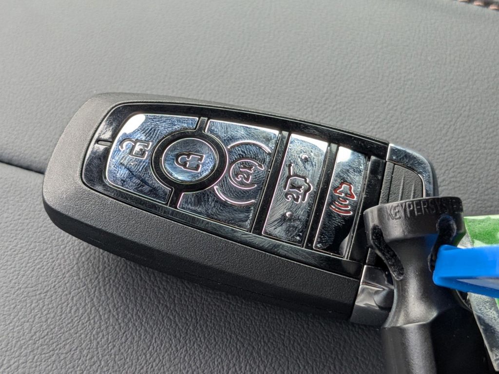 2025 Lincoln Nautilus Hybrid Premiere