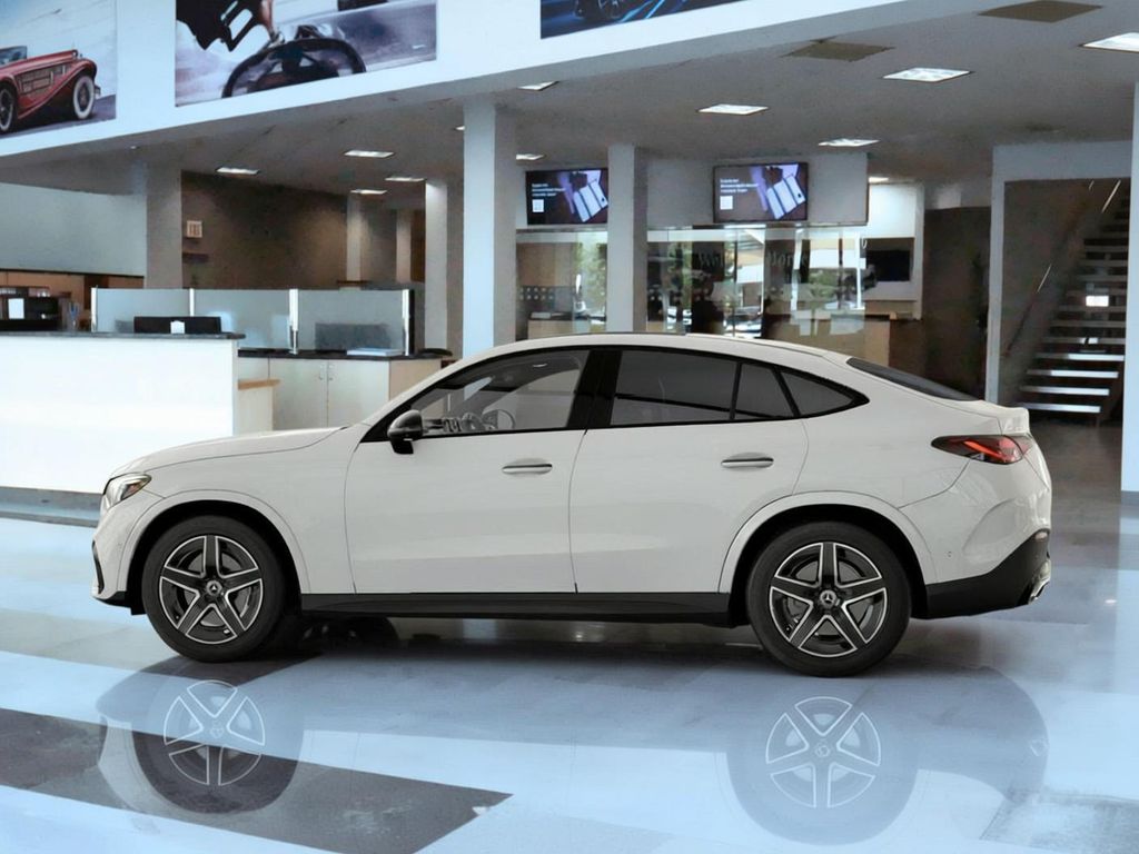 Thumbnail: 2027 Mercedes-Benz GLC - 32