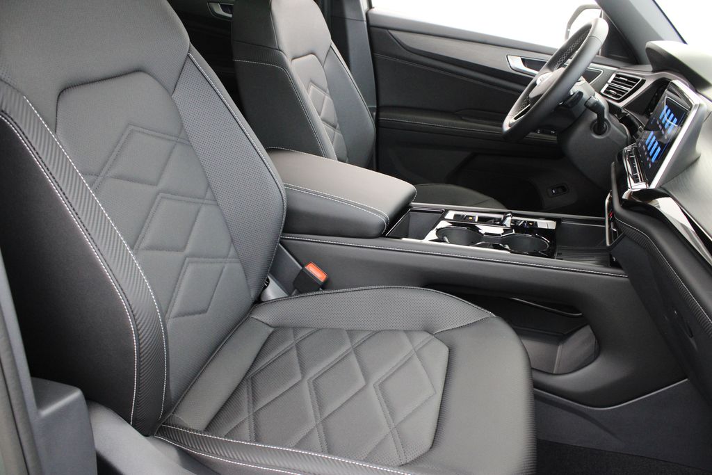 new 2026 Volkswagen Atlas Cross Sport car