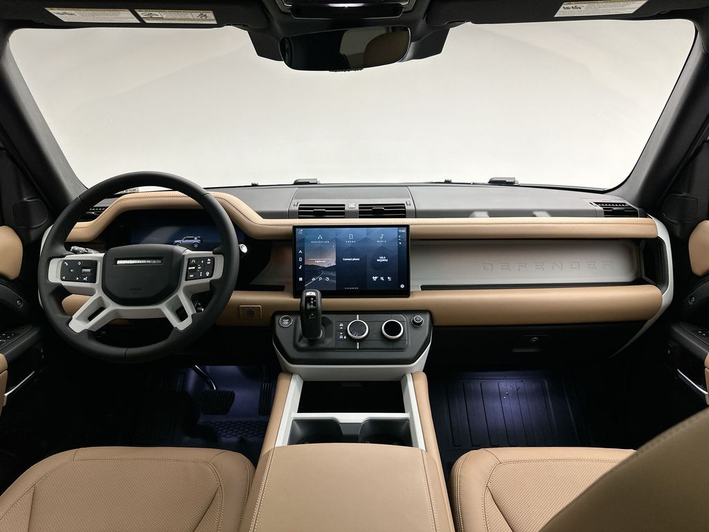 Thumbnail: 2025 Land Rover Defender - 8
