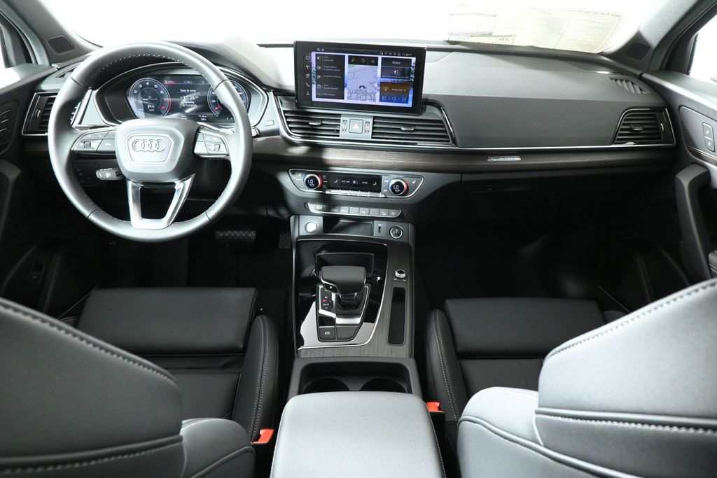 2025 Audi Q5  4