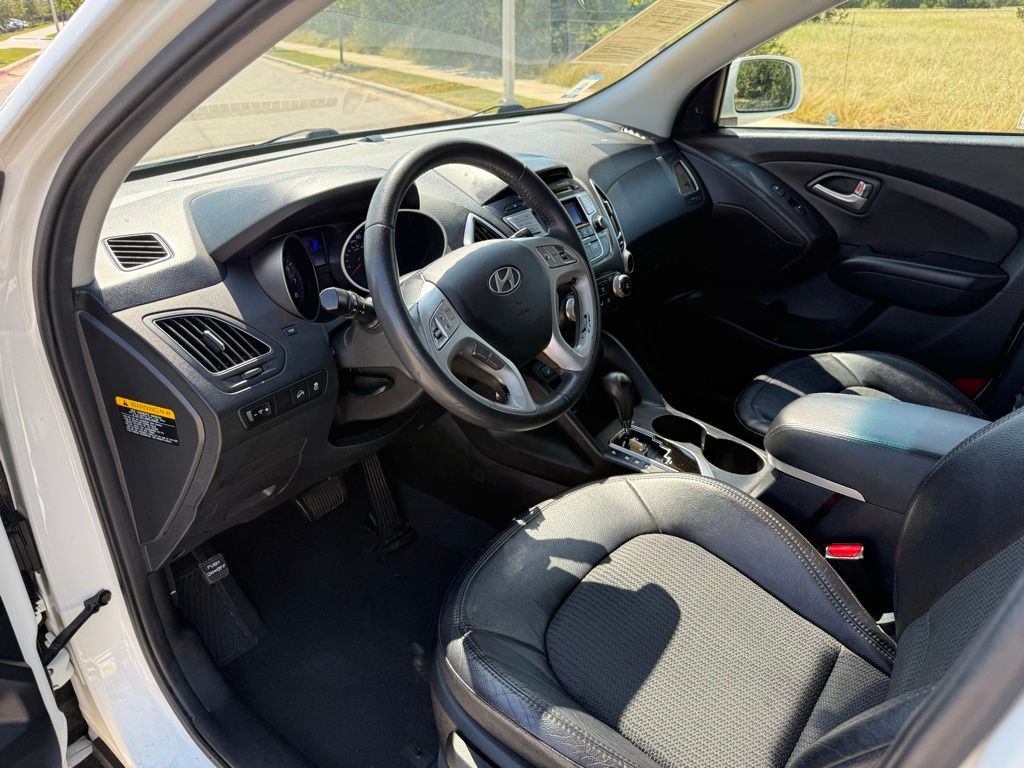 Thumbnail: 2013 Hyundai Tucson - 13