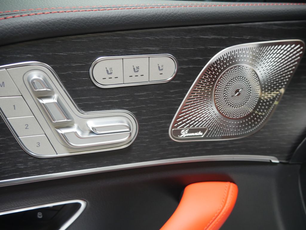 Thumbnail: 2026 Mercedes-Benz GLE - 17