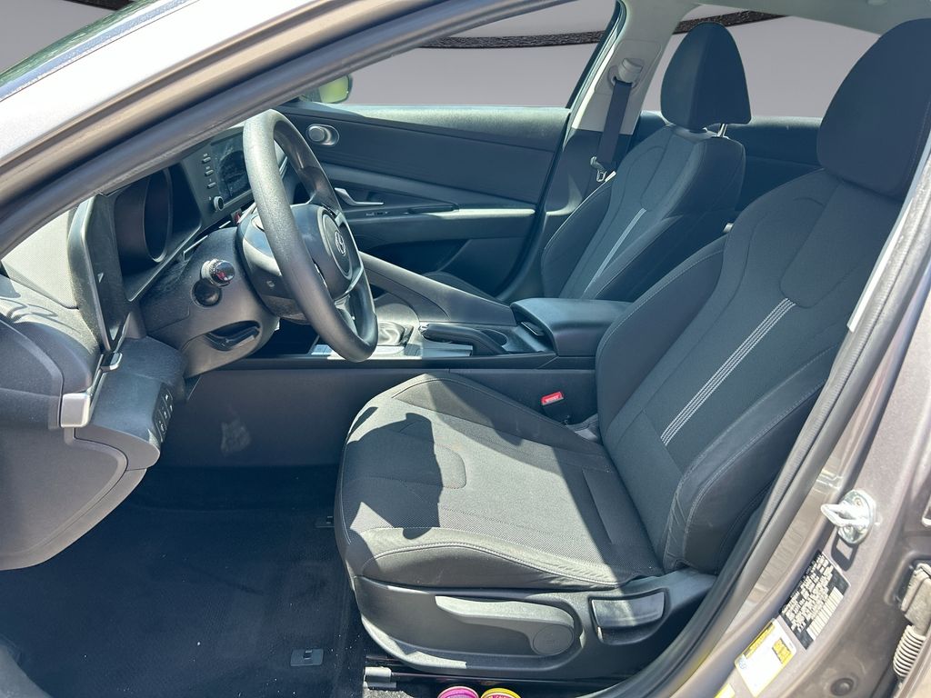Thumbnail: 2021 Hyundai Elantra - 11
