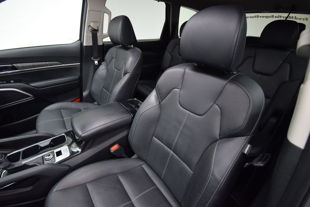 used 2023 Kia Telluride car, priced at $27,500