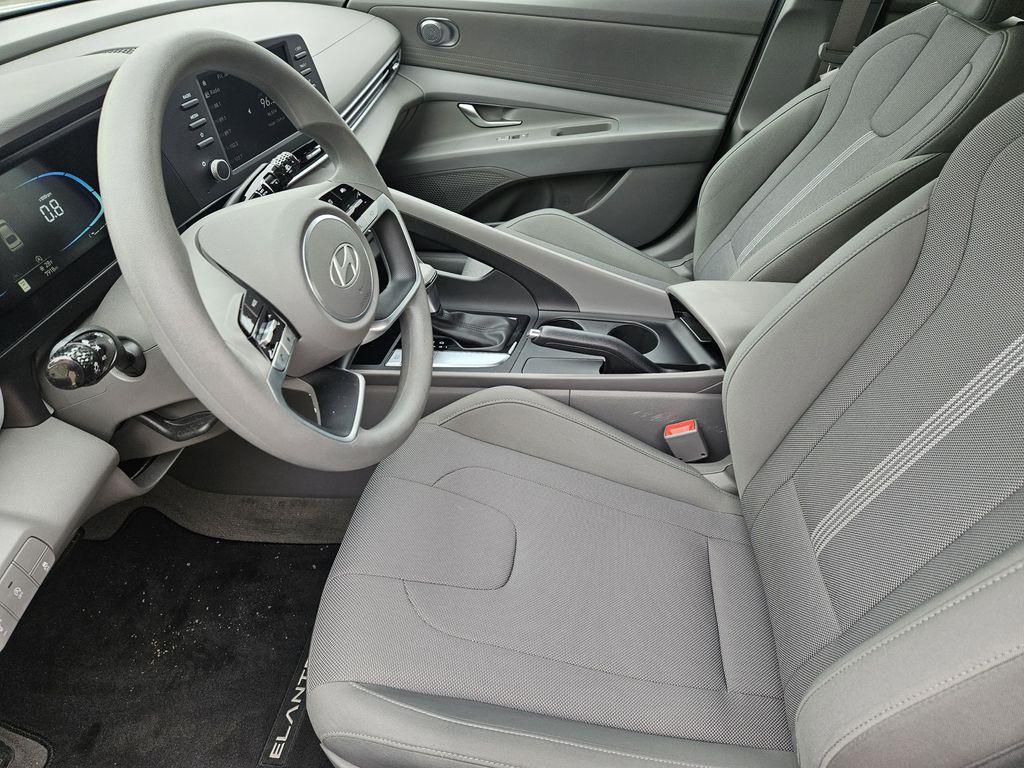 2025 Hyundai Elantra