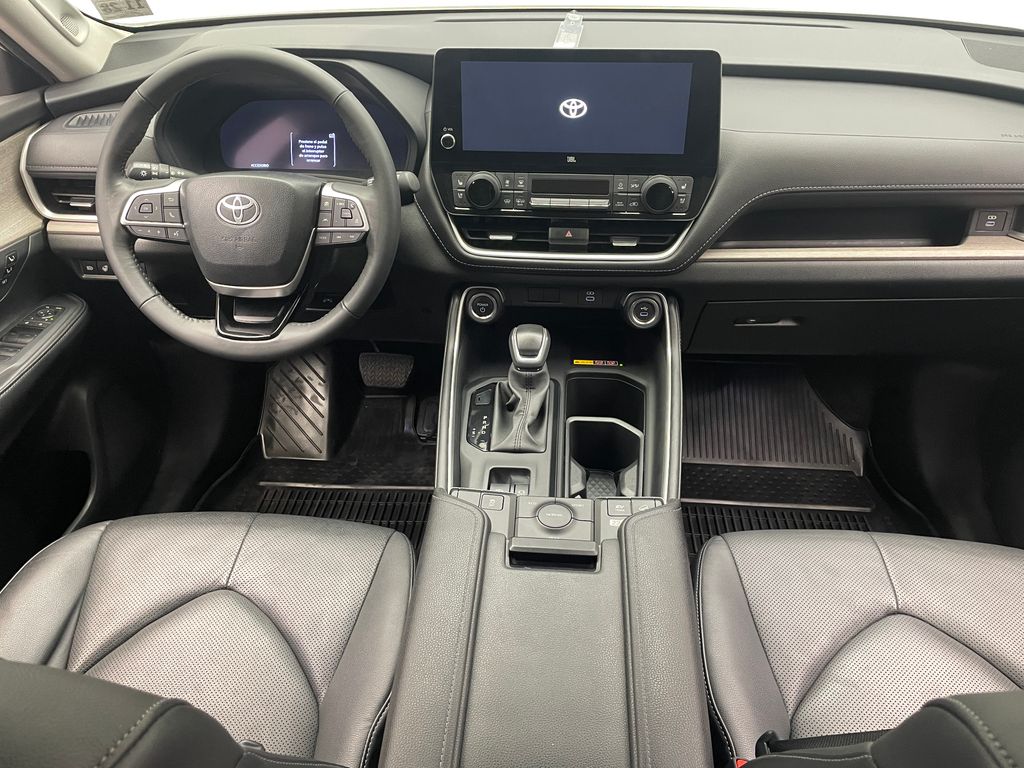2024 Toyota Grand Highlander Limited 19