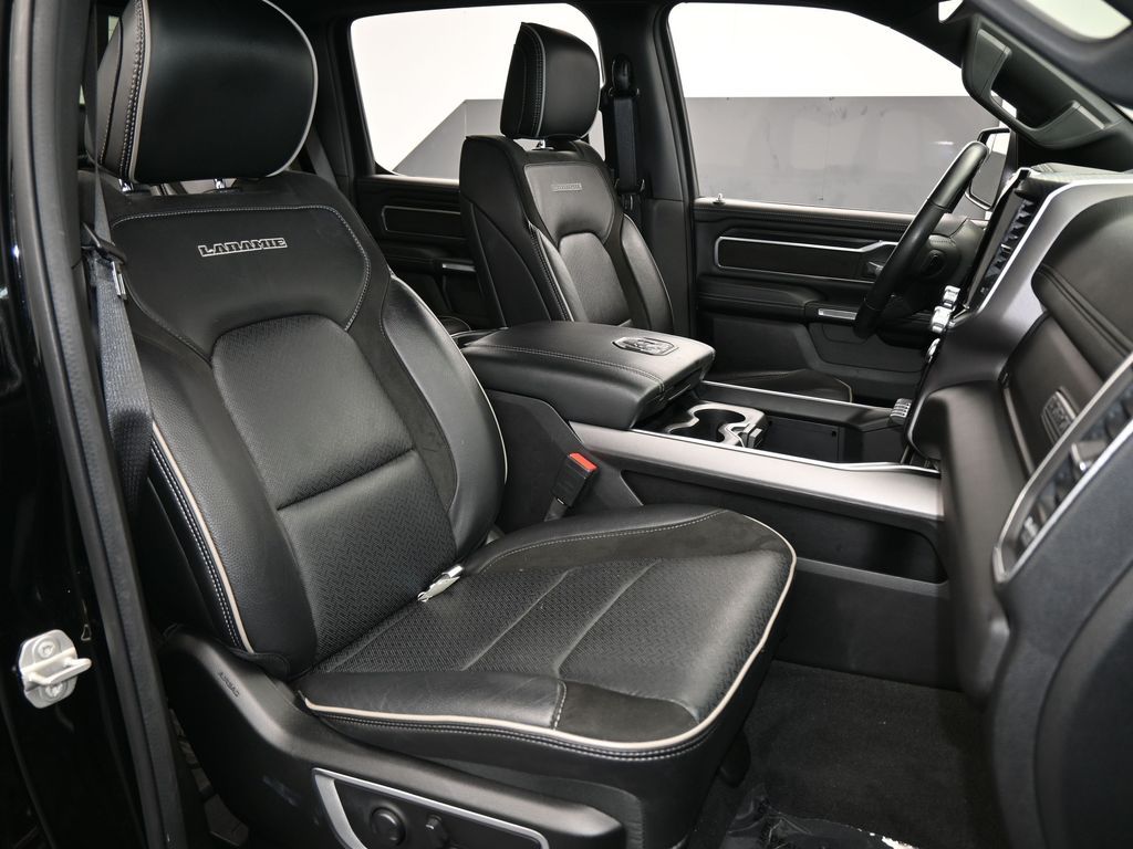 Used 2023 Diamond Black Crystal Pearlcoat Ram Laramie image 52