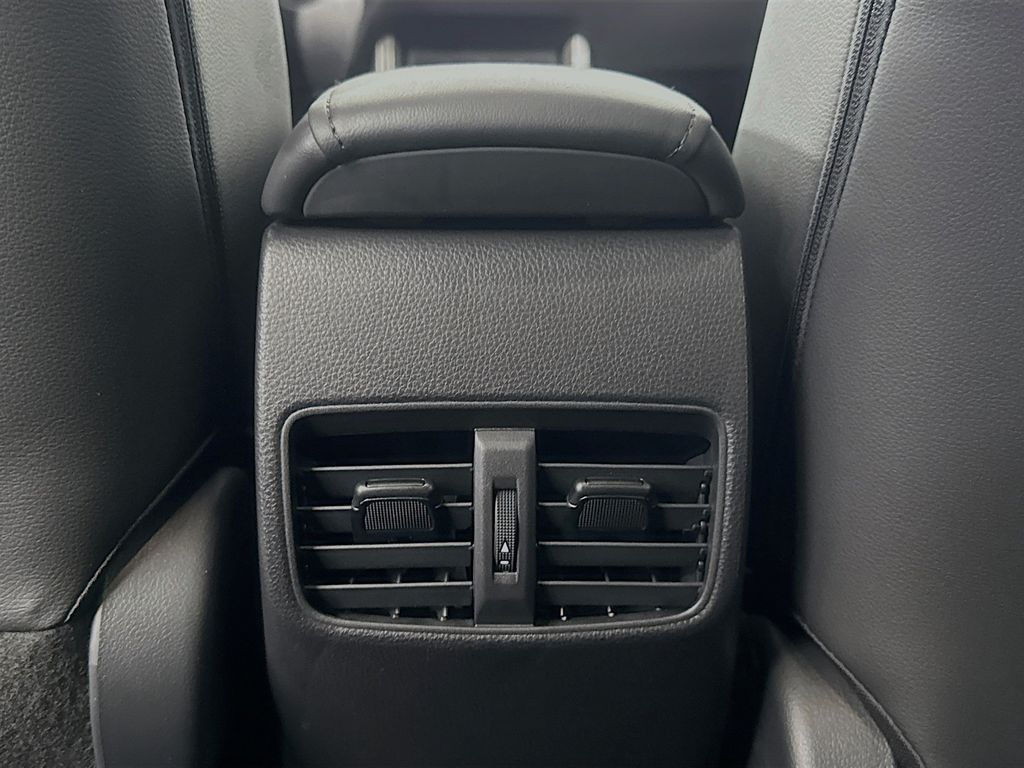 Used Car 2024 Toyota Corolla Cross  Hybrid Xse For Sale Under $35,000 In Austin, Texas