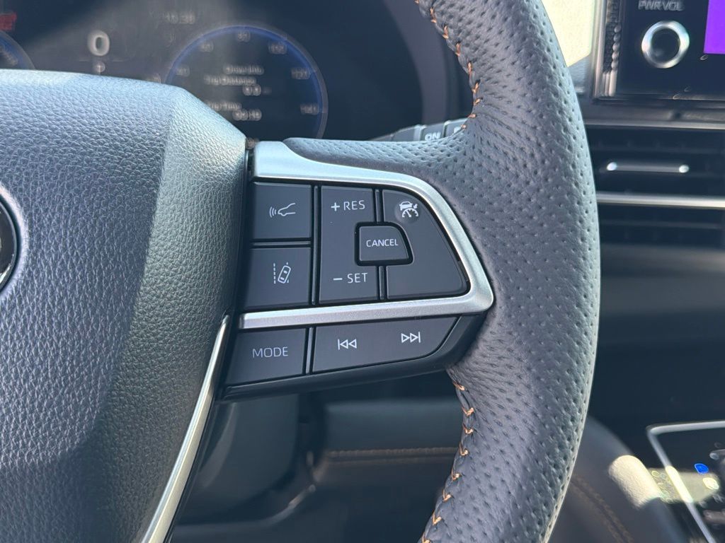 New 2026 Toyota Sienna Van
